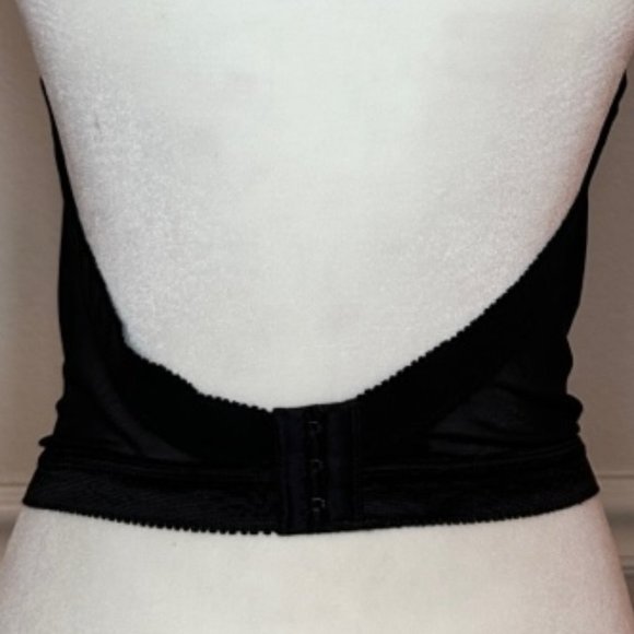 Vintage Lace Bustier Corset - Picture 3 of 9